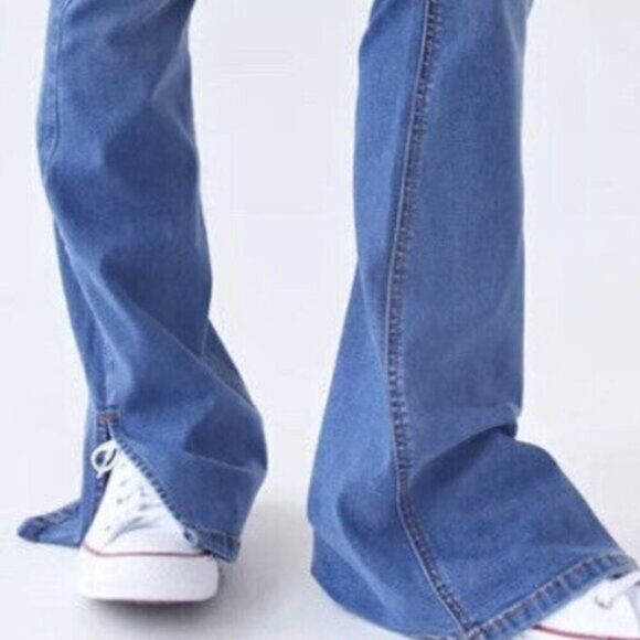 BDG Retro Skinny Puddle Mid Rise Slit Hem Stretchy Jean - Picture 4 of 4